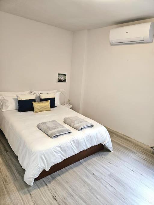 Apartment Centrico Piso En Pleno Romanico De *